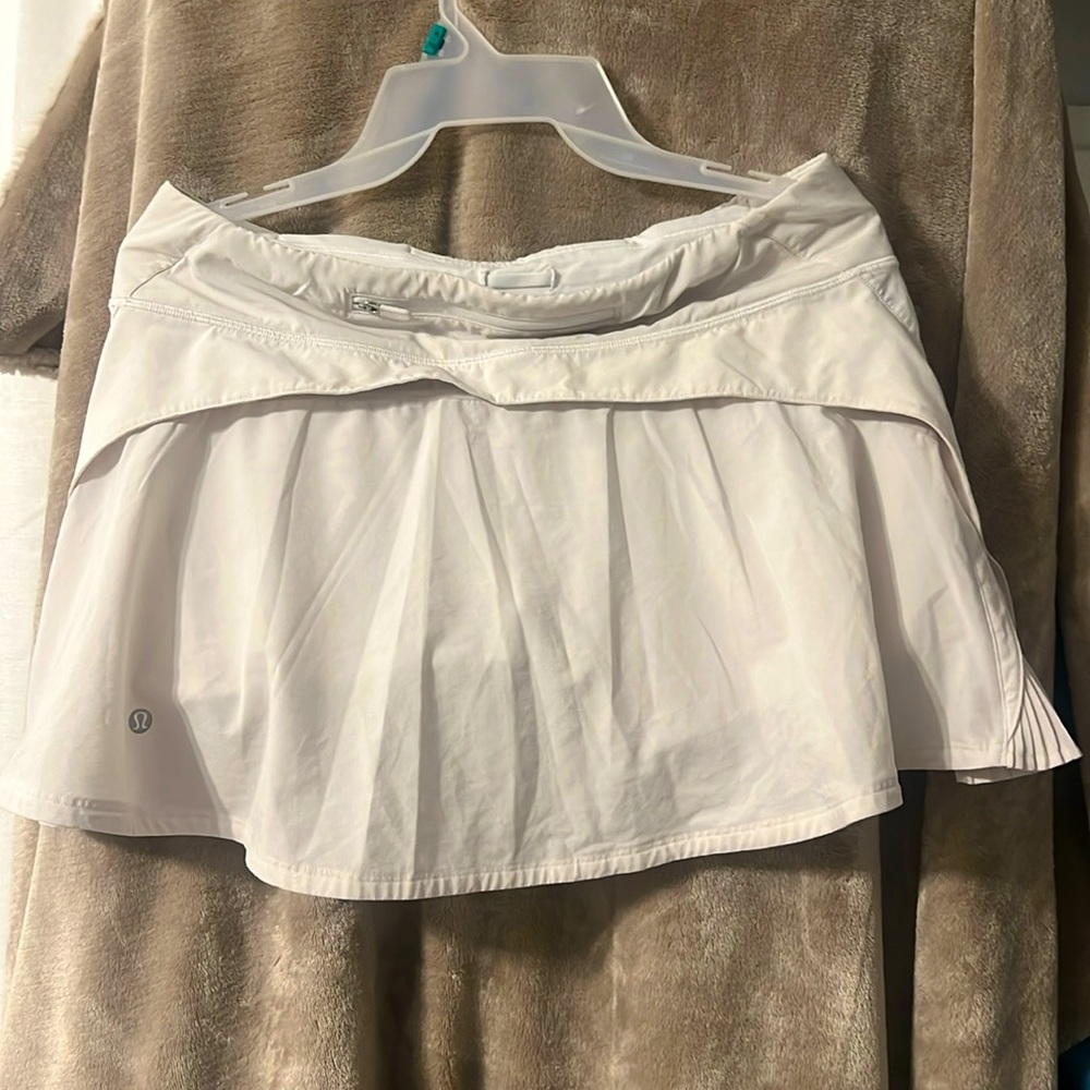 Lulu lemon skirt